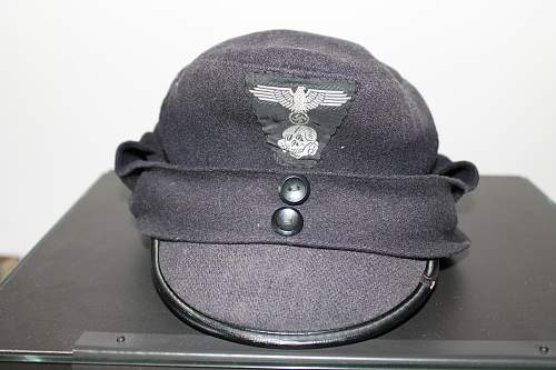 M43 SS PANZER FIELD CAP? Please Help to ID