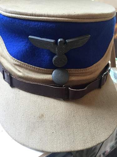 a friend is looking at this SA cap