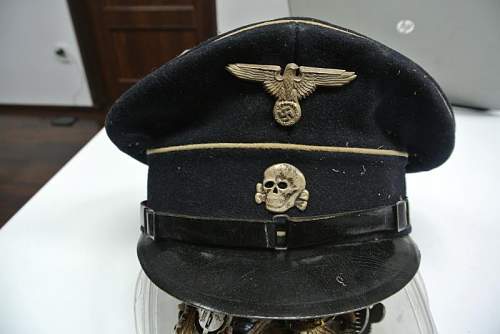 Black SS EM/NCO Visor - ask for help