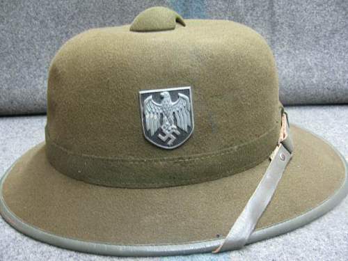 real or fake: Heer Afrikakorps pith helmet