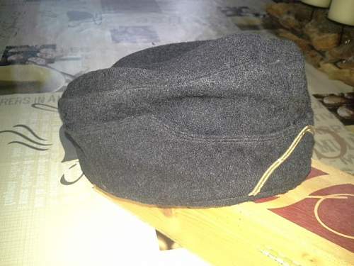 Schiffchen / Overseas cap .... Authentic?