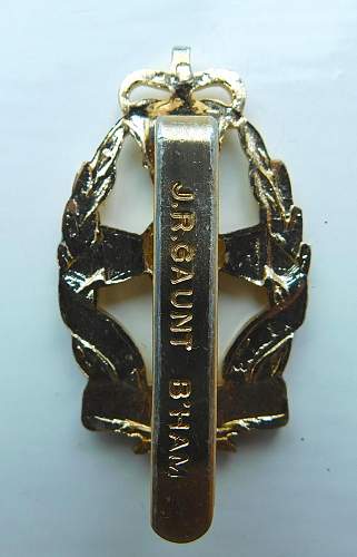 Womens services cap badges