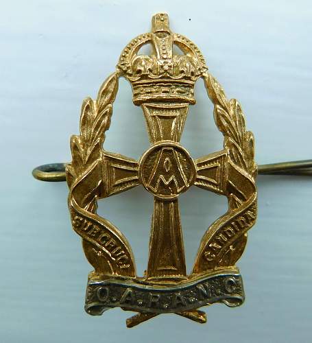 Womens services cap badges