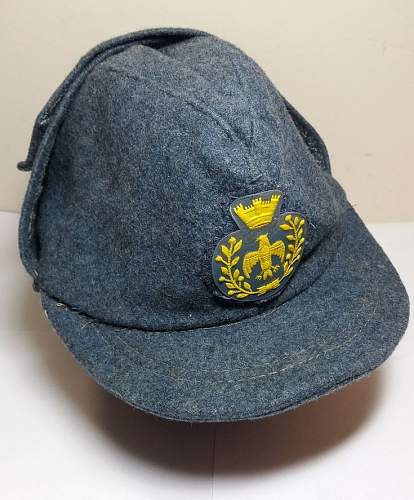 help identifying this fly-boy cap