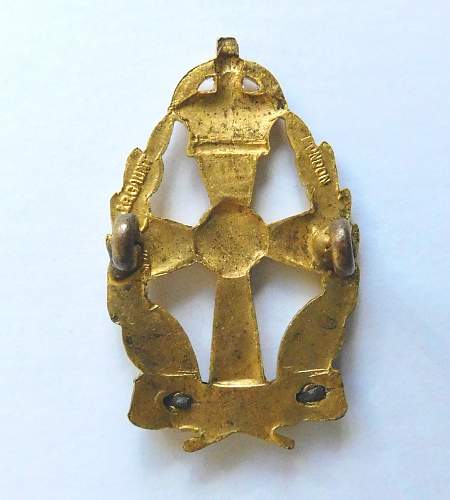 Womens services cap badges