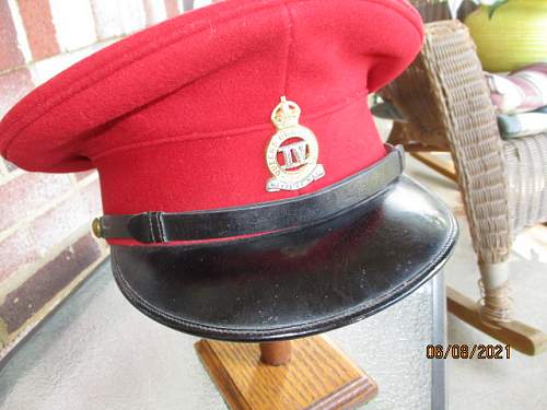 4th Hussars Officer visor cap to MC winner