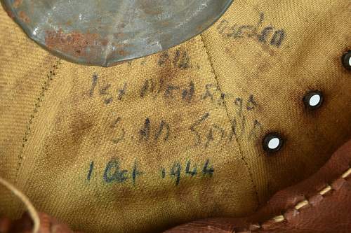 South Africa Natal Mounted Rifles sun helmet - Dutch made?