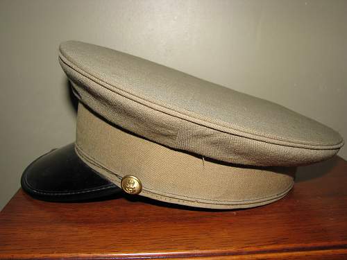 Newbie: Post WW2 Canadian Naval Cap?