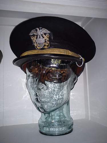 US Navy visor: What is this?