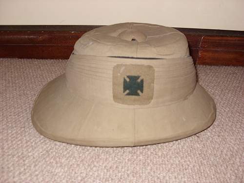 Need help identifying pith helmet