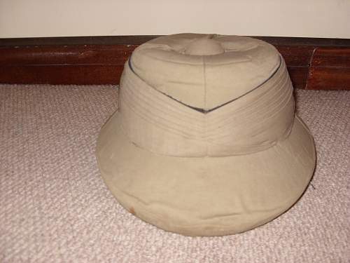 Need help identifying pith helmet