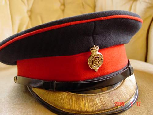 grenadier guards cap badge