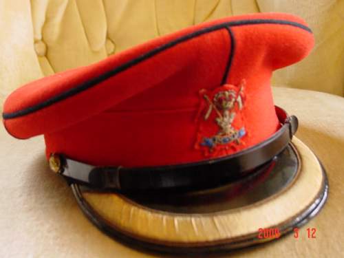 grenadier guards cap badge