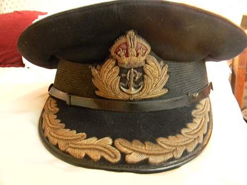 WWII Royal Navy  Senior Officer Visor cap