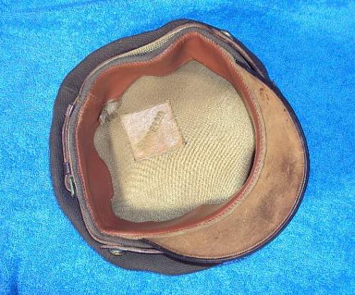 Ww2 u.s visor cap officers english made ??