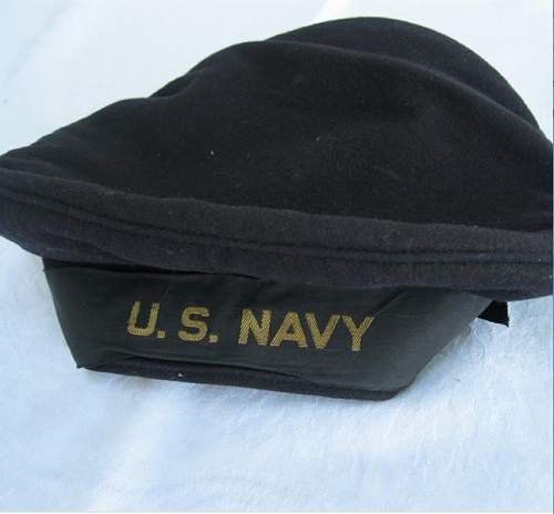 2 navy caps