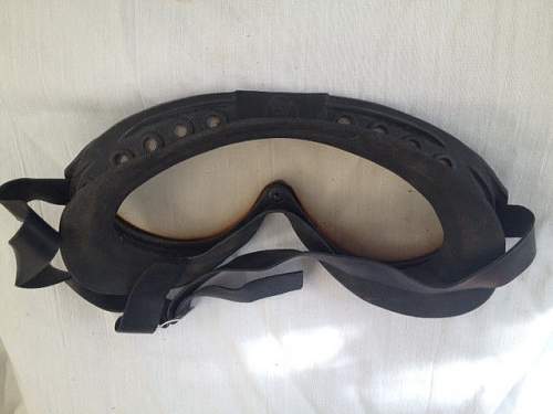 A-11 Flight Cap and M1944 Goggles