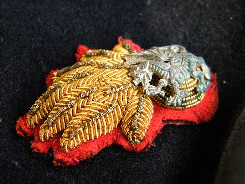 Royal Welsh Fusiliers officers beret with bullion badge