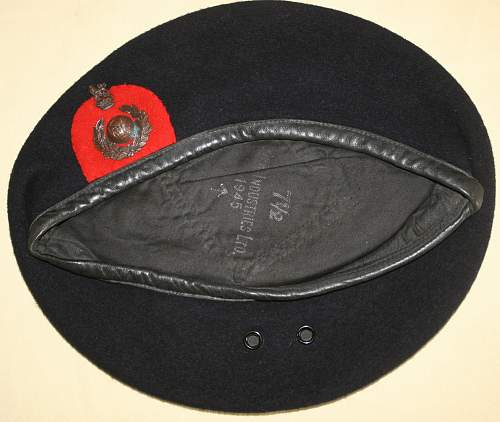 Wwii british berets traits and construction