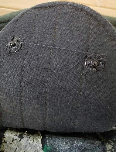 Irish caubeen hat along with The Royal Irish Fusiliers badge. WW2?