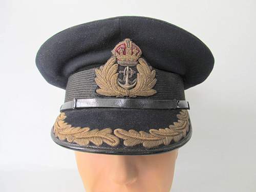 WWII Royal Navy  Senior Officer Visor cap