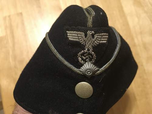 Not sure what type of hat this is or what it's status is