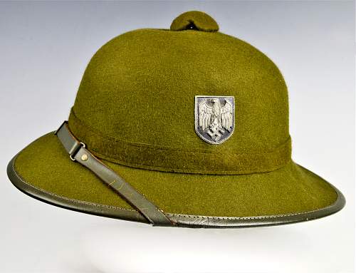 Pith helmet; 1st pattern