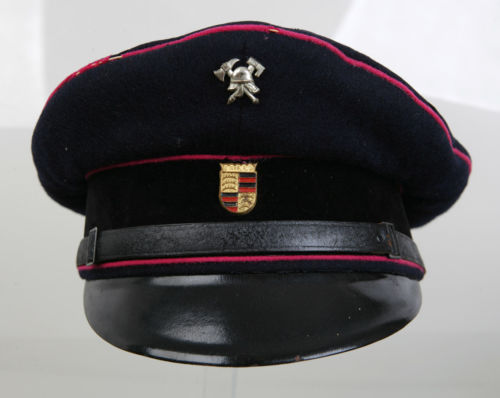 I was wondering if anyone could identify this cap, real or fake?
