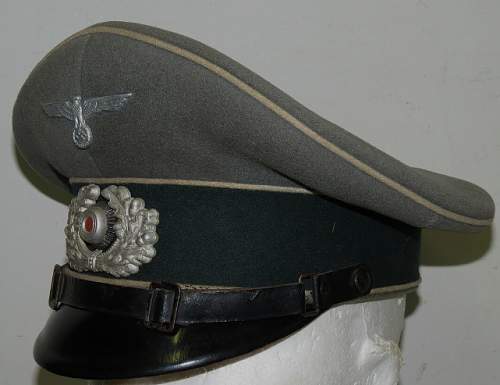 Heer Infantry EM/NCO Visor Cap - Opinions Please!