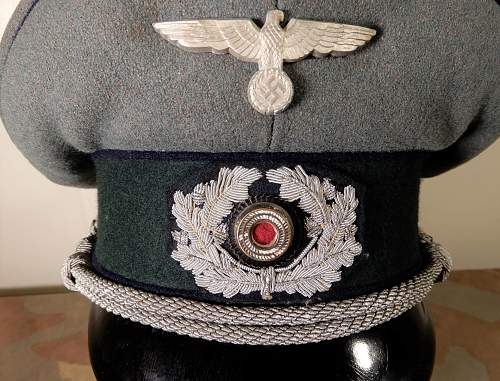 New arrival:  Heer Medical Officer's Visor Cap