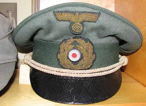 Kriegsmarine Coastal Artillery officer - leather visor schirmutze