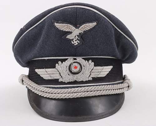 Luftwaffe Officers Schirmmütze.