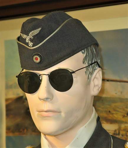 Some Luftwaffe visor caps and other things....