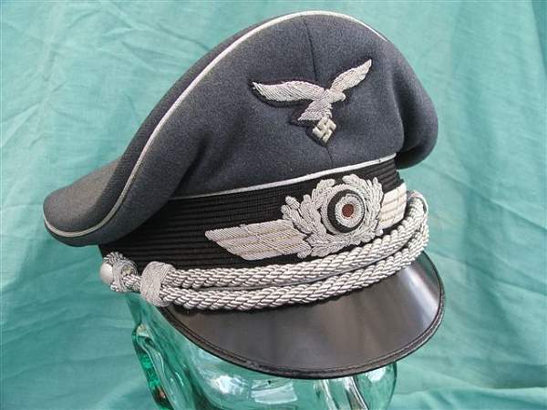 Luftwaffe officer Schirmmütze