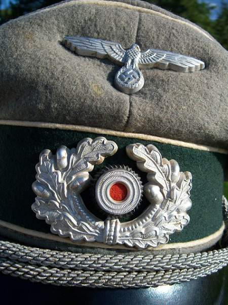 Heer Infantry Officer's Schirmmütze - late war