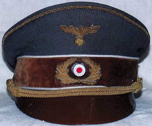 Adolf Hitler's field visor caps