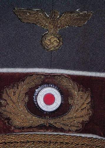 Adolf Hitler's field visor caps