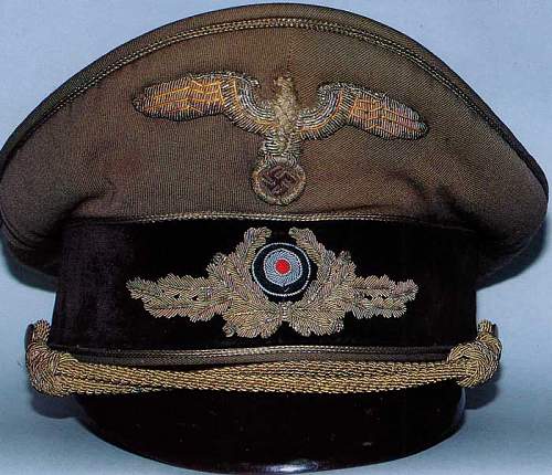 Alfred Rosenberg's Schirmmütze