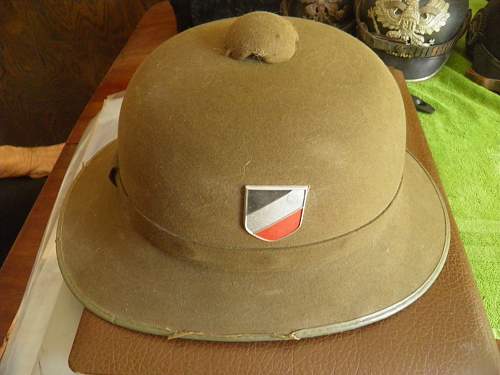 Heer Pith Helmet