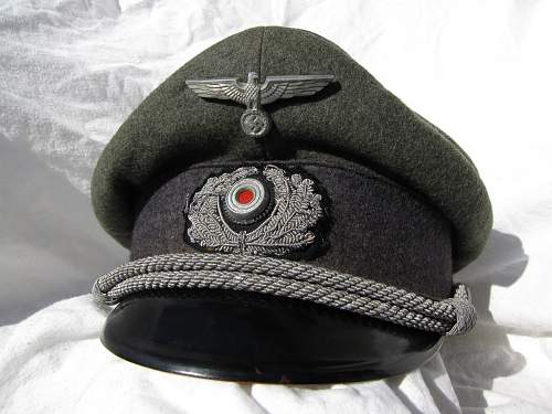 caps of the wehrmachtbeamte-heer
