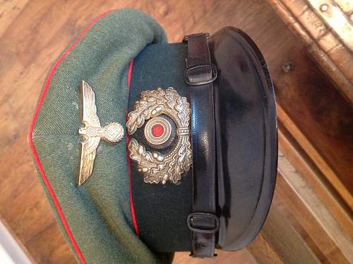 Can any one tell me about this cap it was my fathers for many years