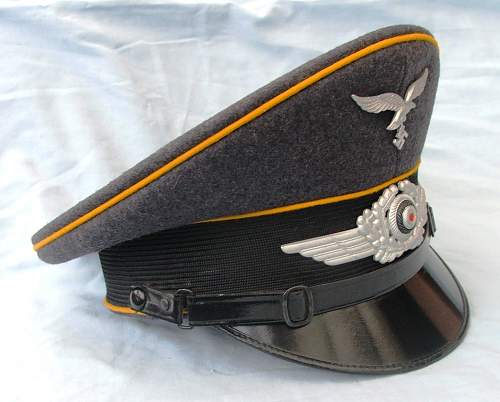 Luftwaffe flight (yellow) piped Schirmmütze