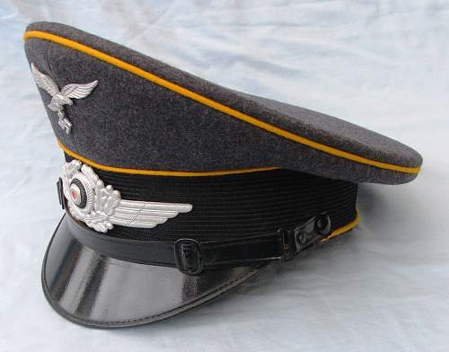 Luftwaffe flight (yellow) piped Schirmmütze