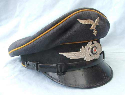 Luftwaffe flight (yellow) piped Schirmmütze