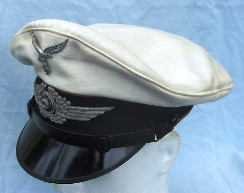 Luftwaffe OR/NCO schirmmütze with copper brown piping