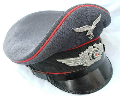 Luftwaffe OR/NCO Schirmmütze with red piping