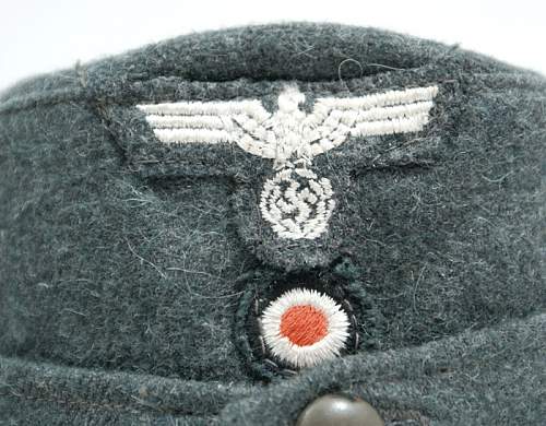 Heer cloth cap eagle - help please