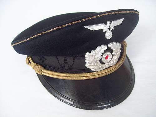New visor No. 2 : visor cap for a &quot; Kreisführer &quot; of the NS - Reichskriegerbund