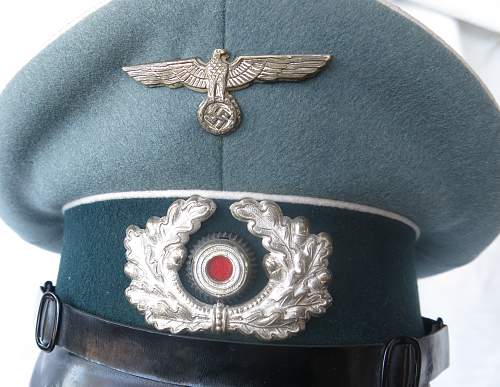 Heer Infantry NCO/OR's visor cap by Erel