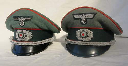 Heer Artillery Erel Officer visor cap, with bullion insignia.